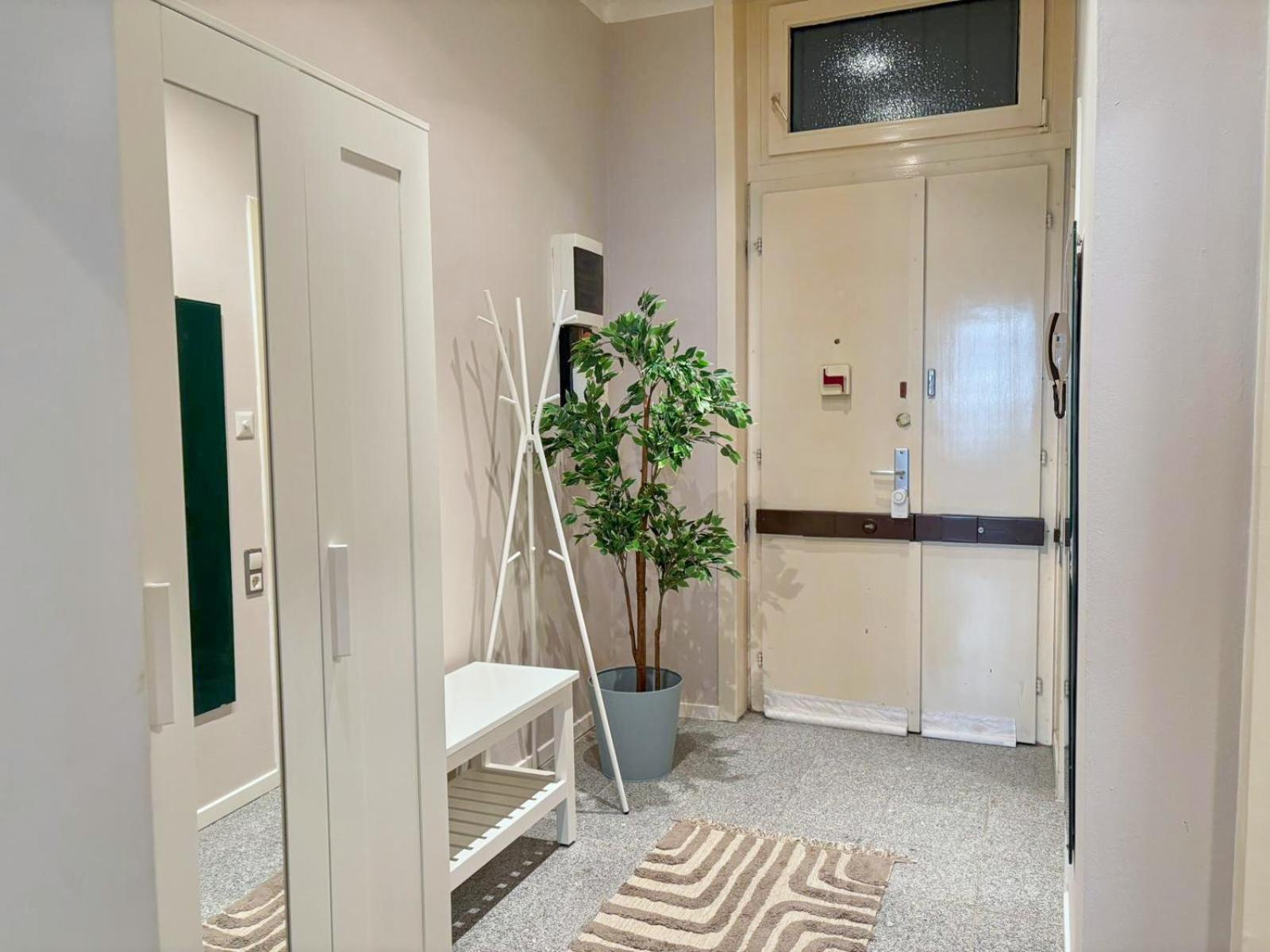 ウィーンSpacious And Near Metro I Close To Parks I Akhアパートメント エクステリア 写真